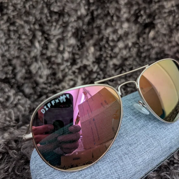 DIFF Aviator Chic Sunglasses